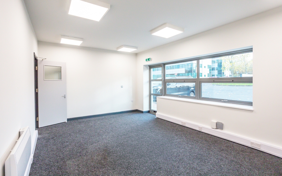 Keys Business Village - Industrial Units (15)